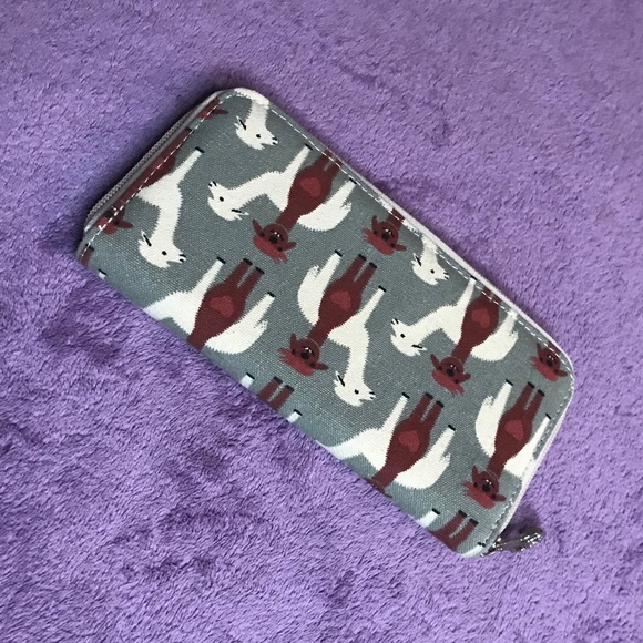 Bungalow 360 Llama Zip Around Wallet - Picture 2 of 4